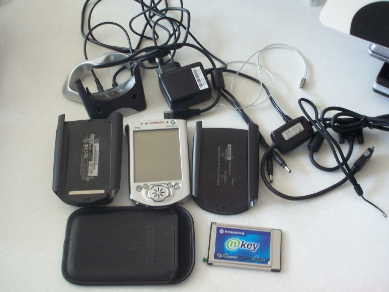 100_8476ipaq.JPG