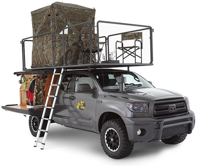 2010-sema-toyota-tundra-sportsman-gearpatrol.jpg
